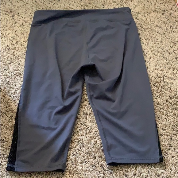 workout pants - Picture 2 of 2